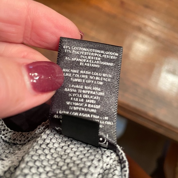 Kuhl Women’s Black Soft Stretchy Cargo Skinny Leg Pants Size 6 regular - Picture 11 of 15